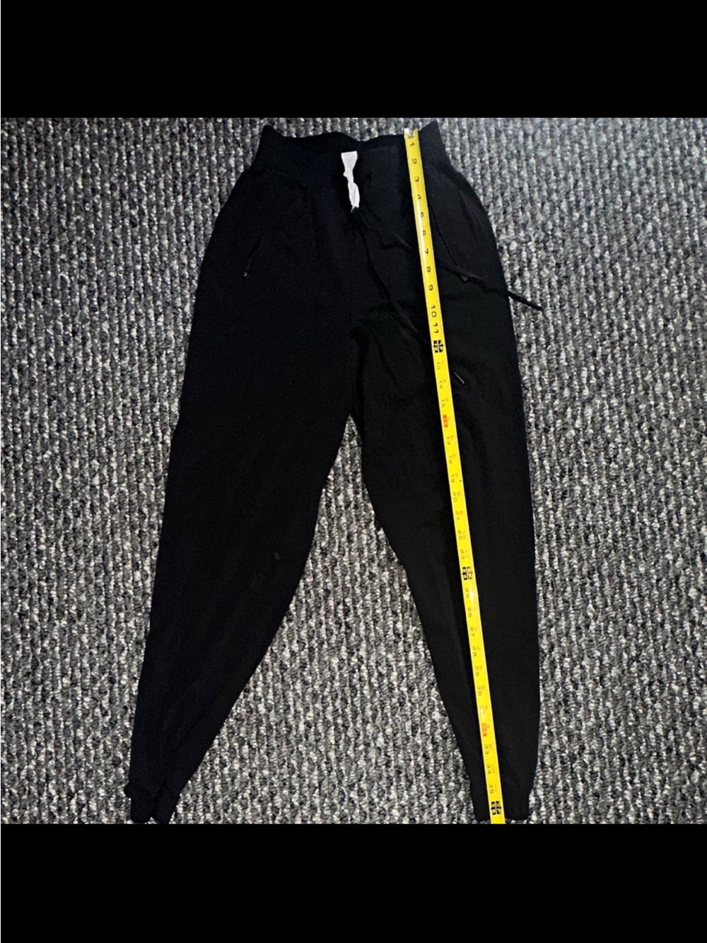 Lululemon women’s Black Jogger Pants with Drawstring Waist